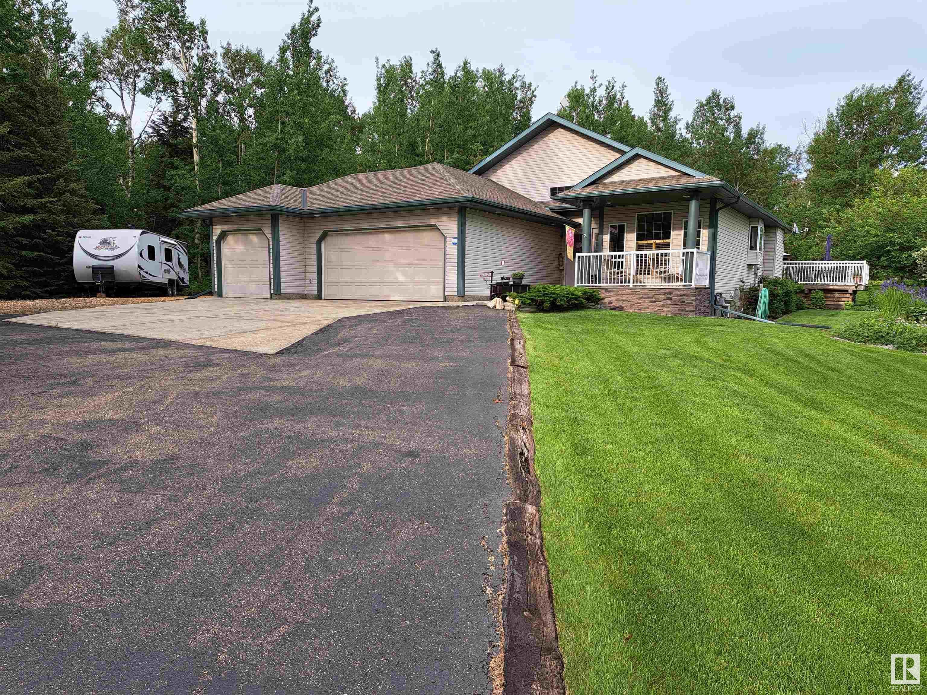 5302 32 Street, Rural Wetaskiwin County