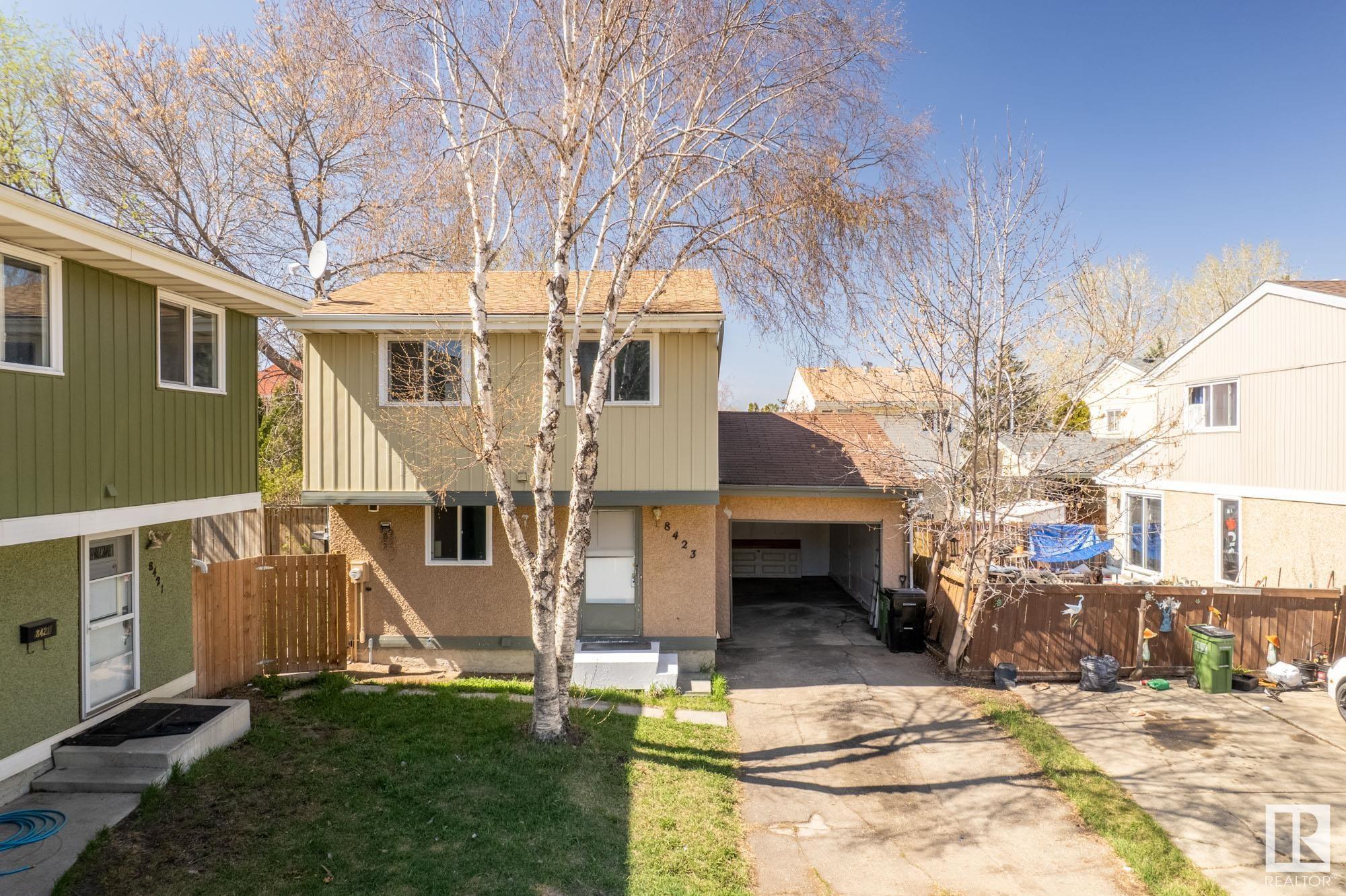 8423 Mill Woods Road, Edmonton