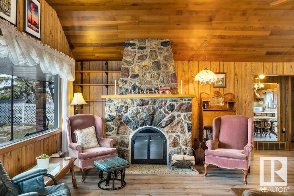 907-1st Ave Ma-me-o Beach, Rural Wetaskiwin County
