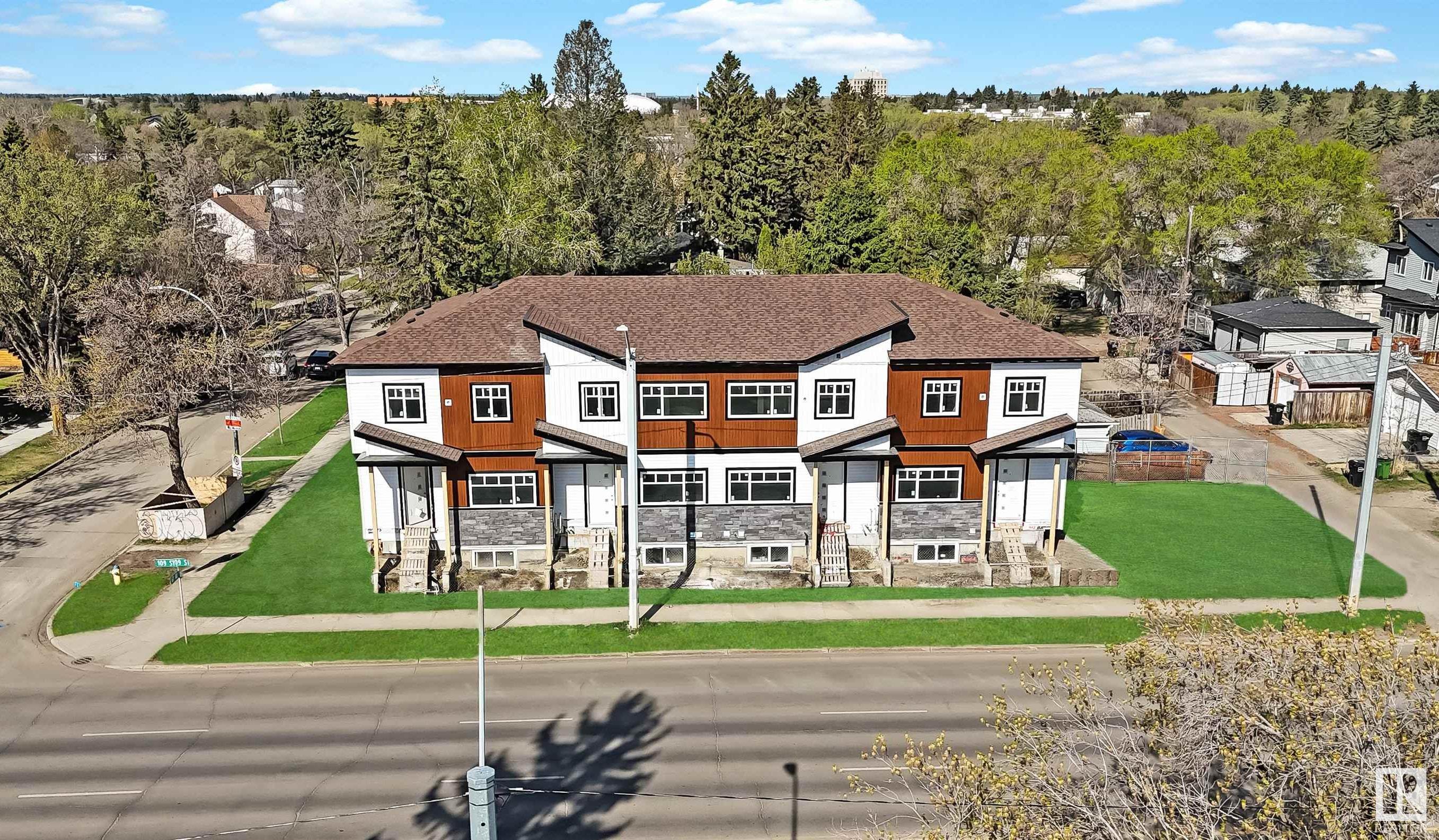 6704 109 Street, Edmonton