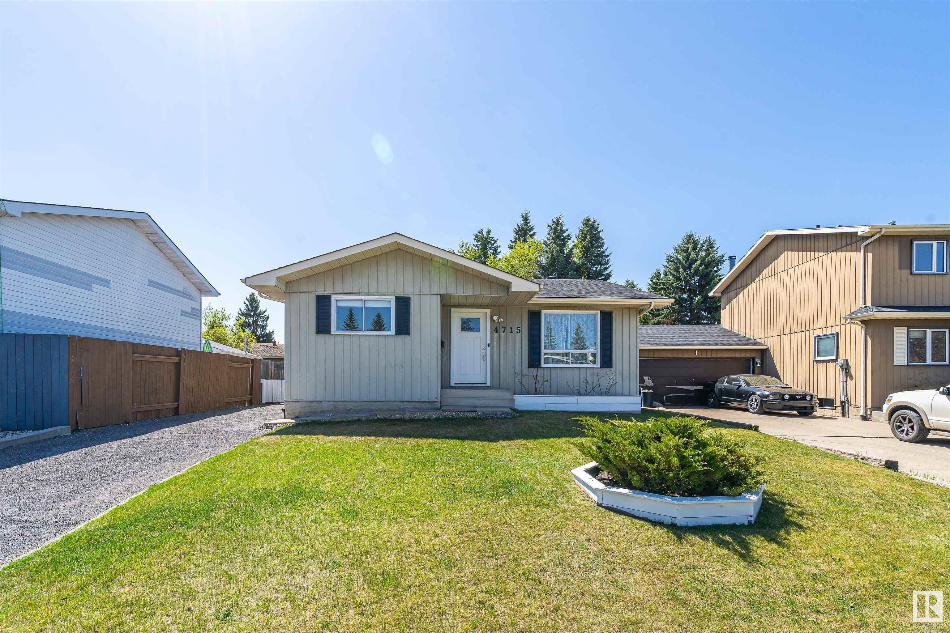 4715 37b Avenue, Edmonton