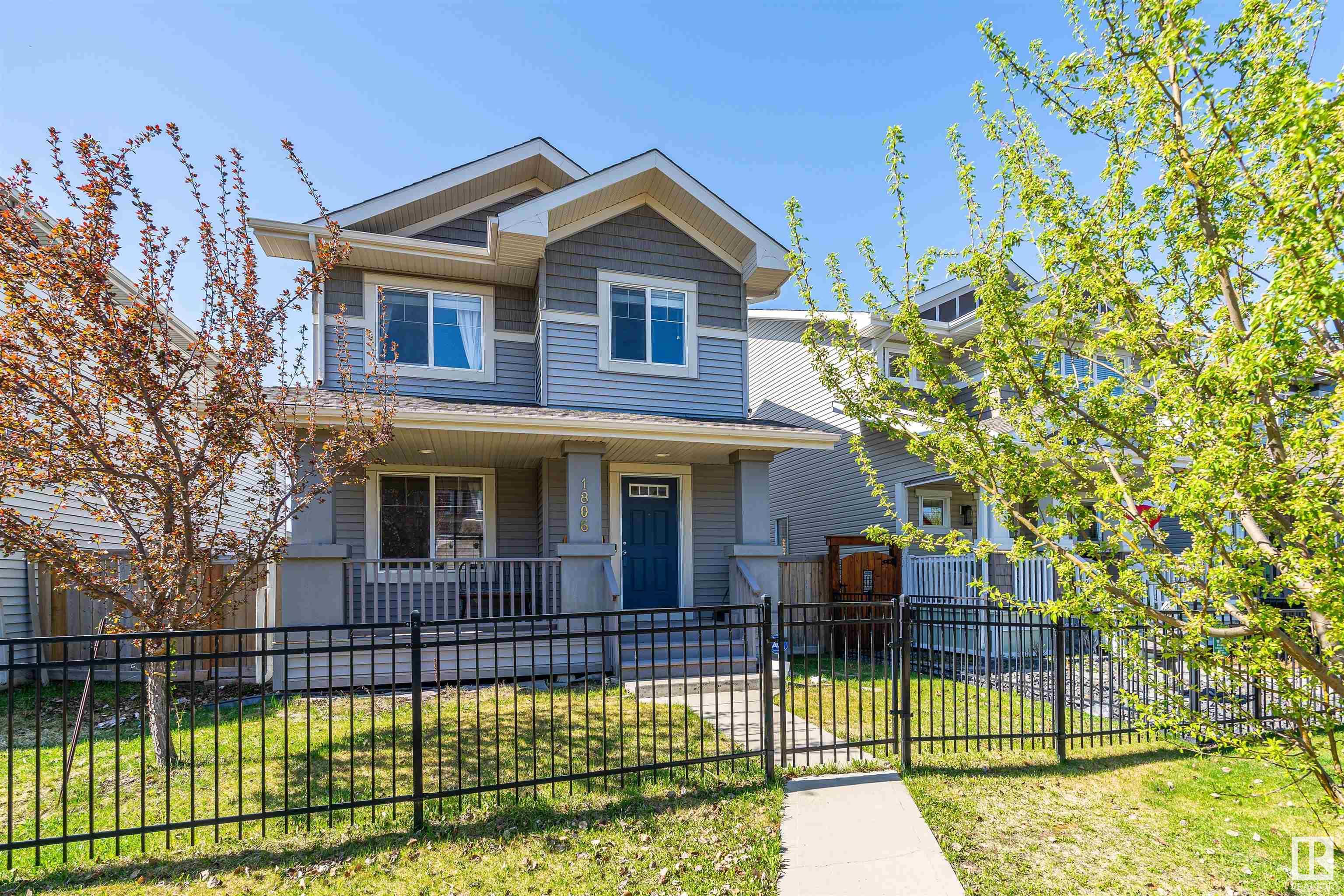 1806 Carruthers Lane, Edmonton