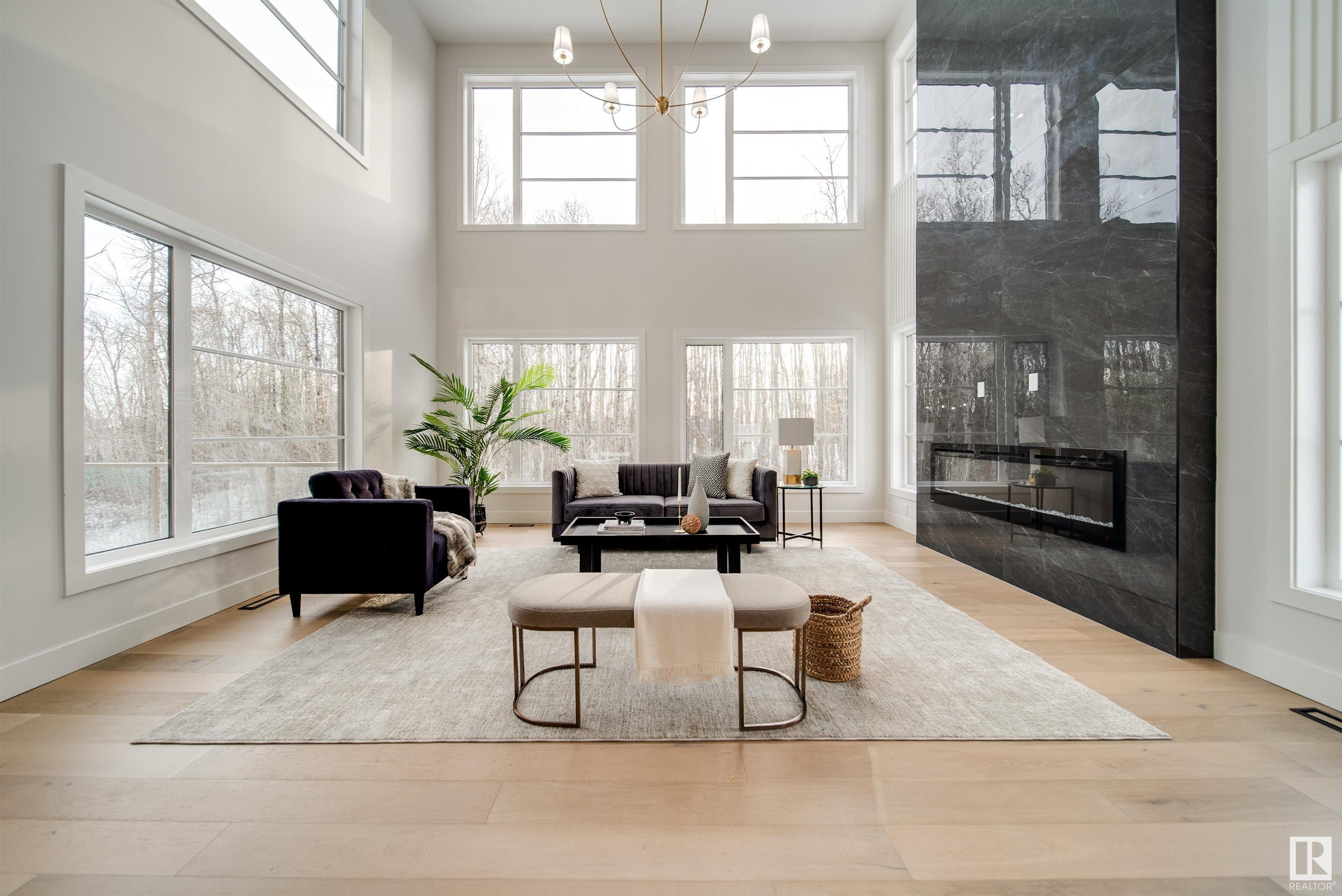 4003 Ginsburg Crescent, Edmonton