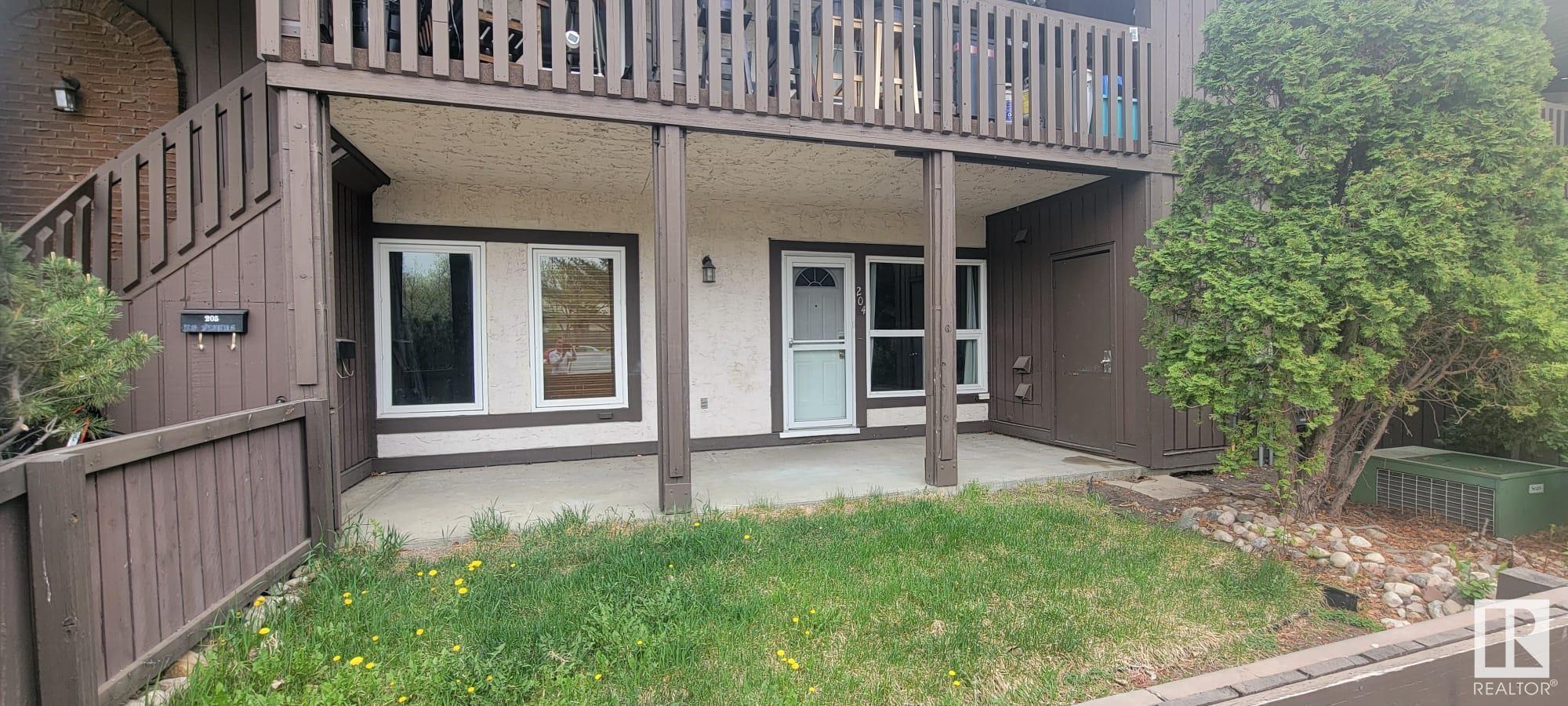 204 Surrey Gardens Gardens, Edmonton