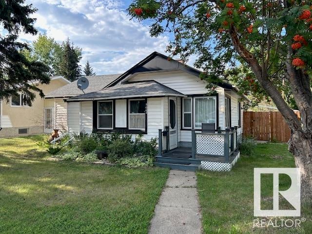 5602-50 Ave, Camrose