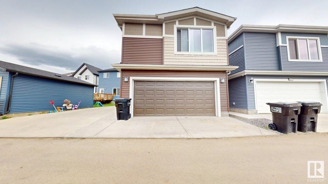 1645 Plum Circle Sw, Edmonton