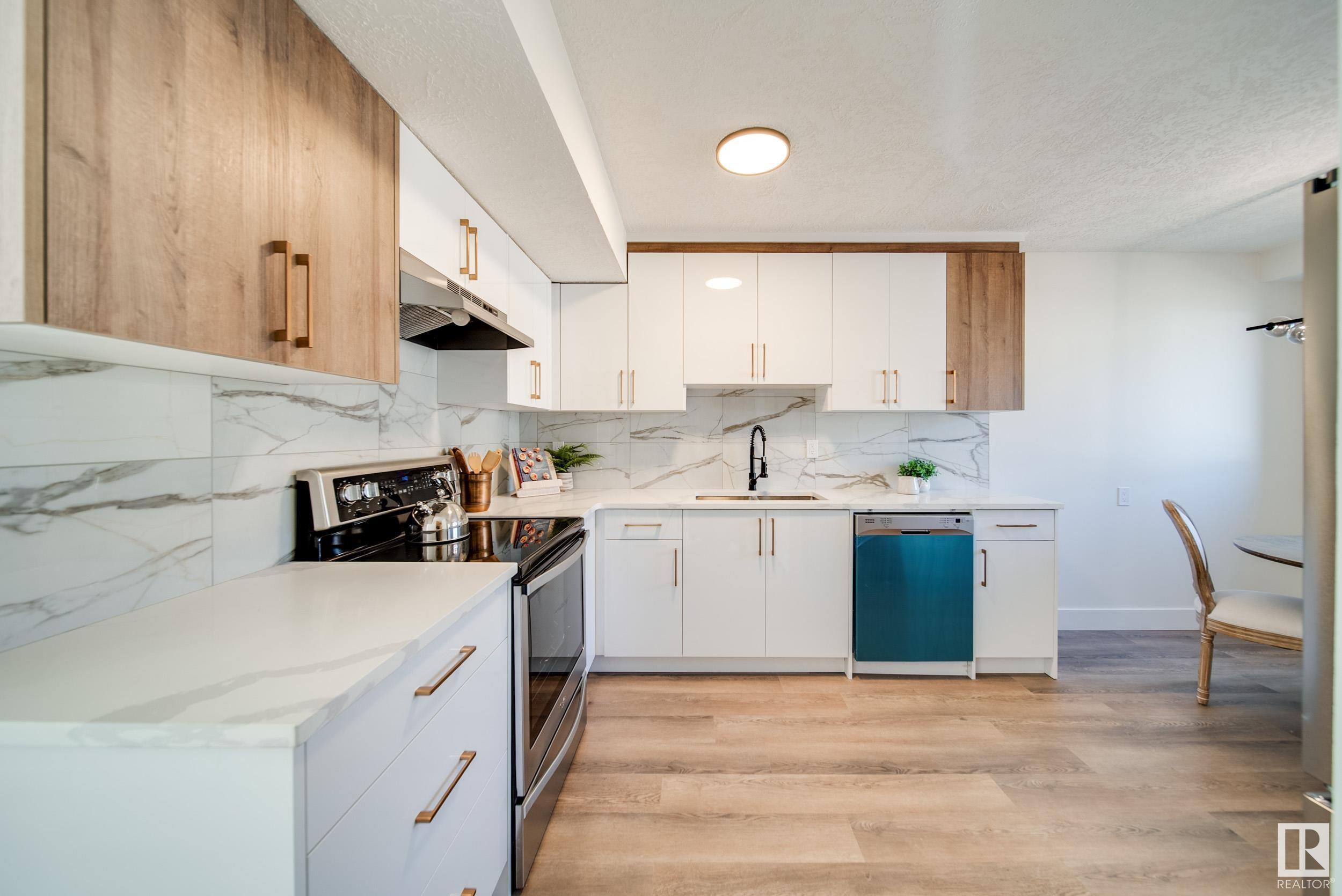 1237 Hooke Road, Edmonton