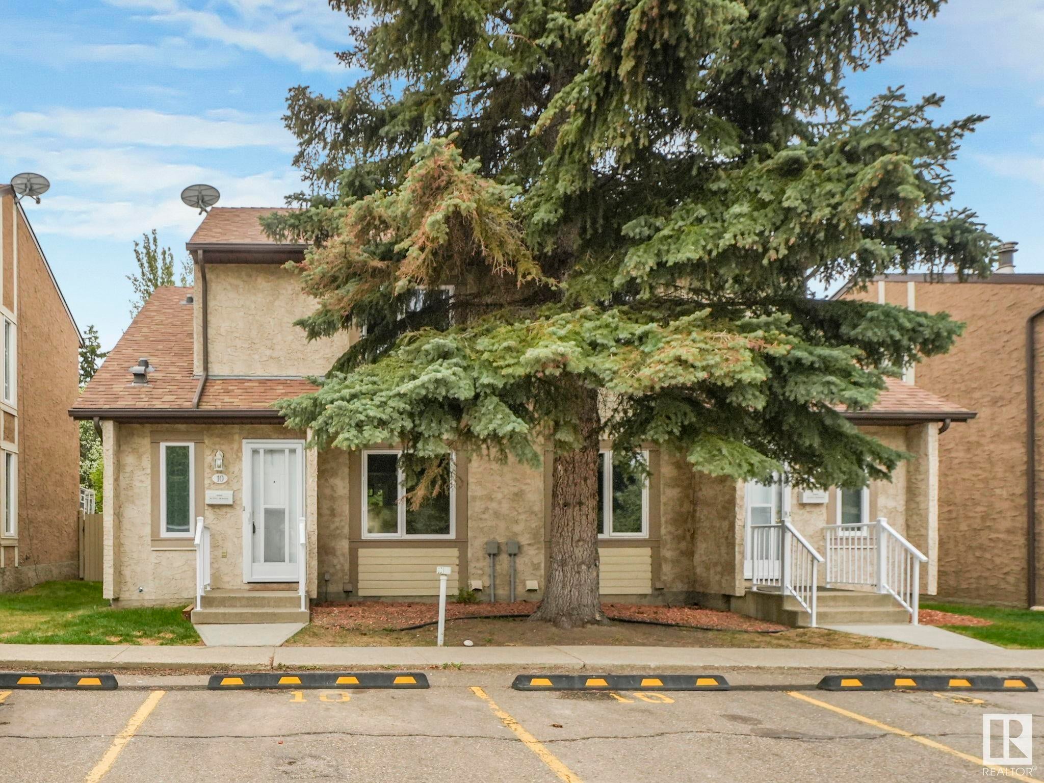 10 11111 26 Avenue, Edmonton