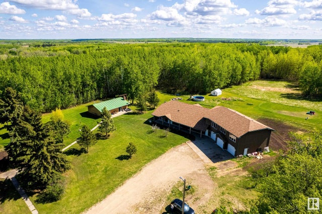 6521 Twp Rd 554, Rural Lac Ste. Anne County