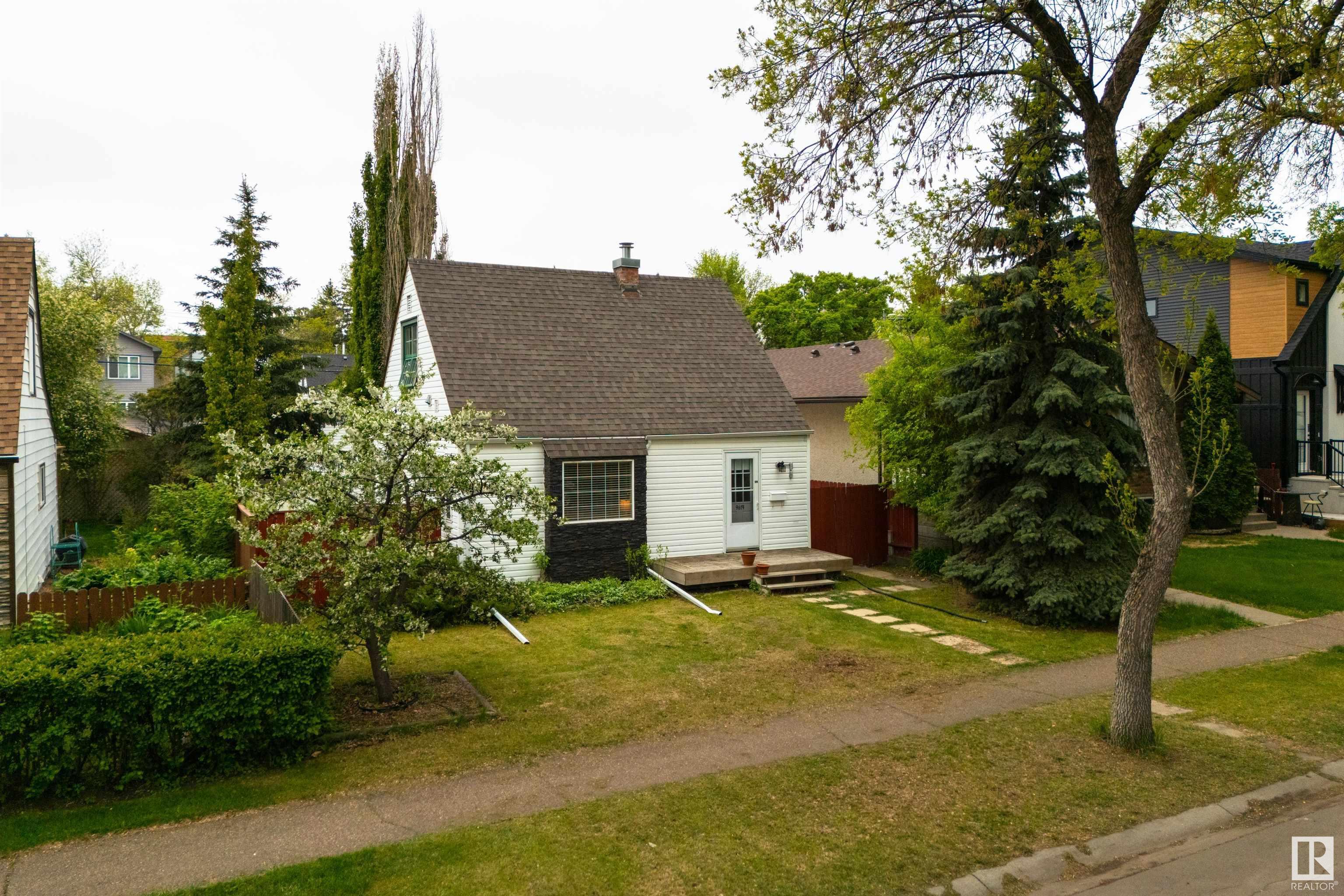 9619 73 Avenue, Edmonton