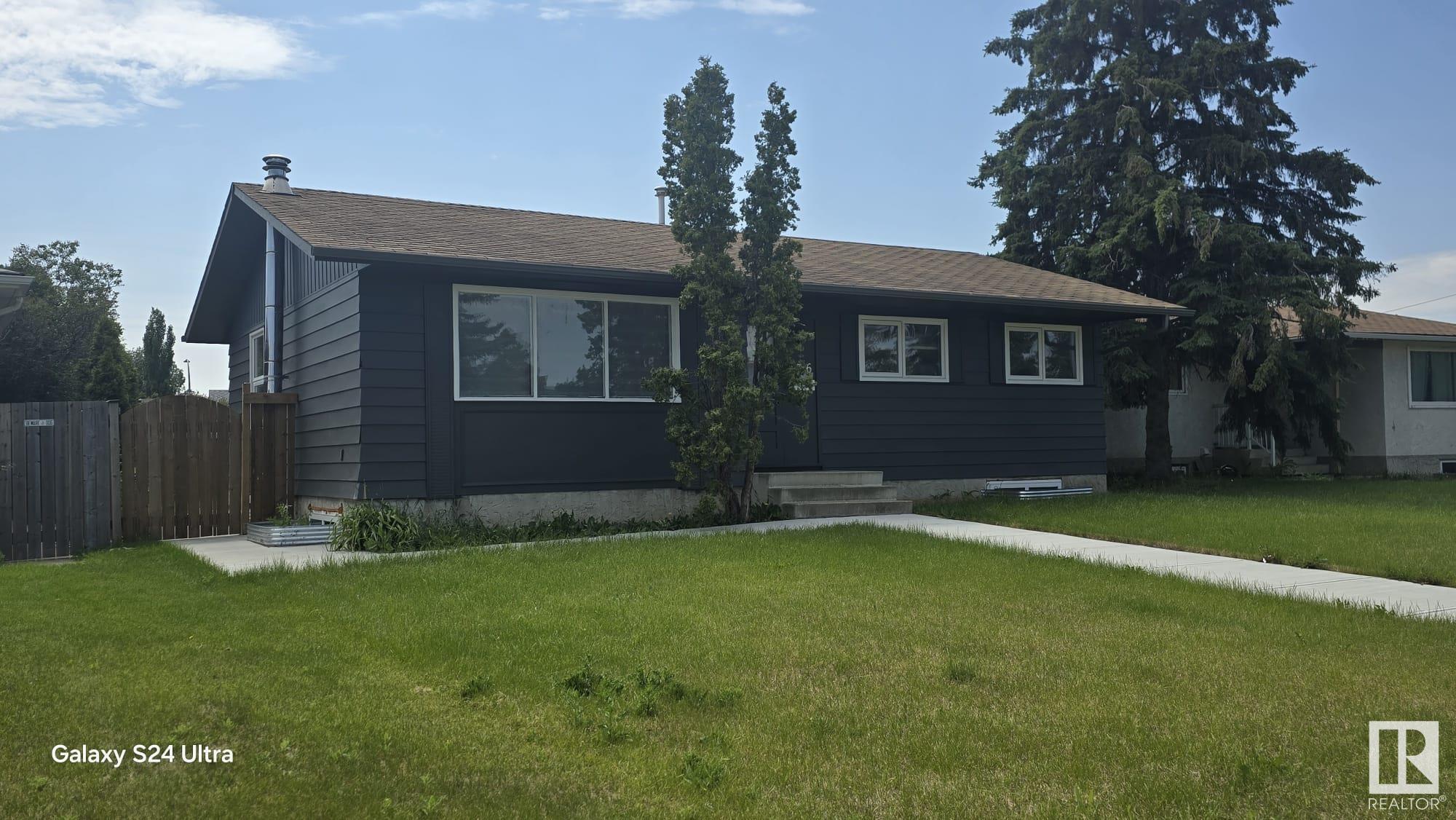 936 Knottwood, Edmonton