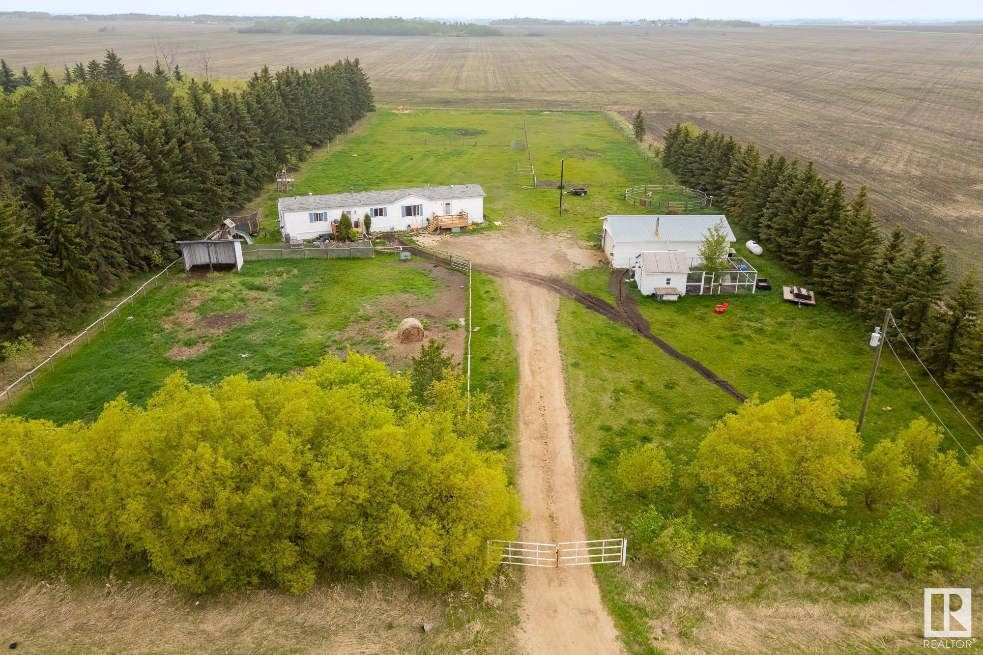 55524 Rge Road 261, Rural Sturgeon County