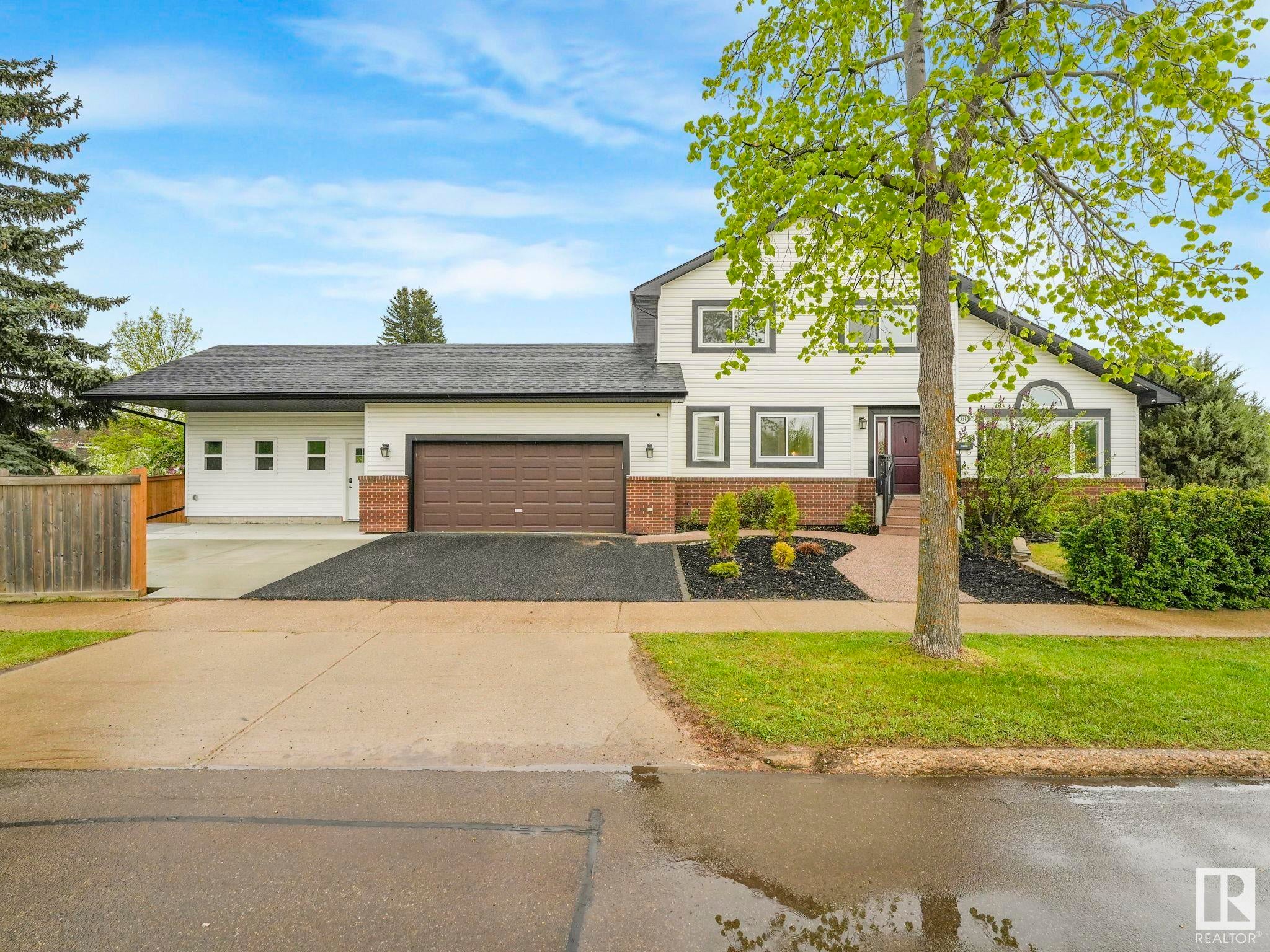843 Wanyandi Road, Edmonton