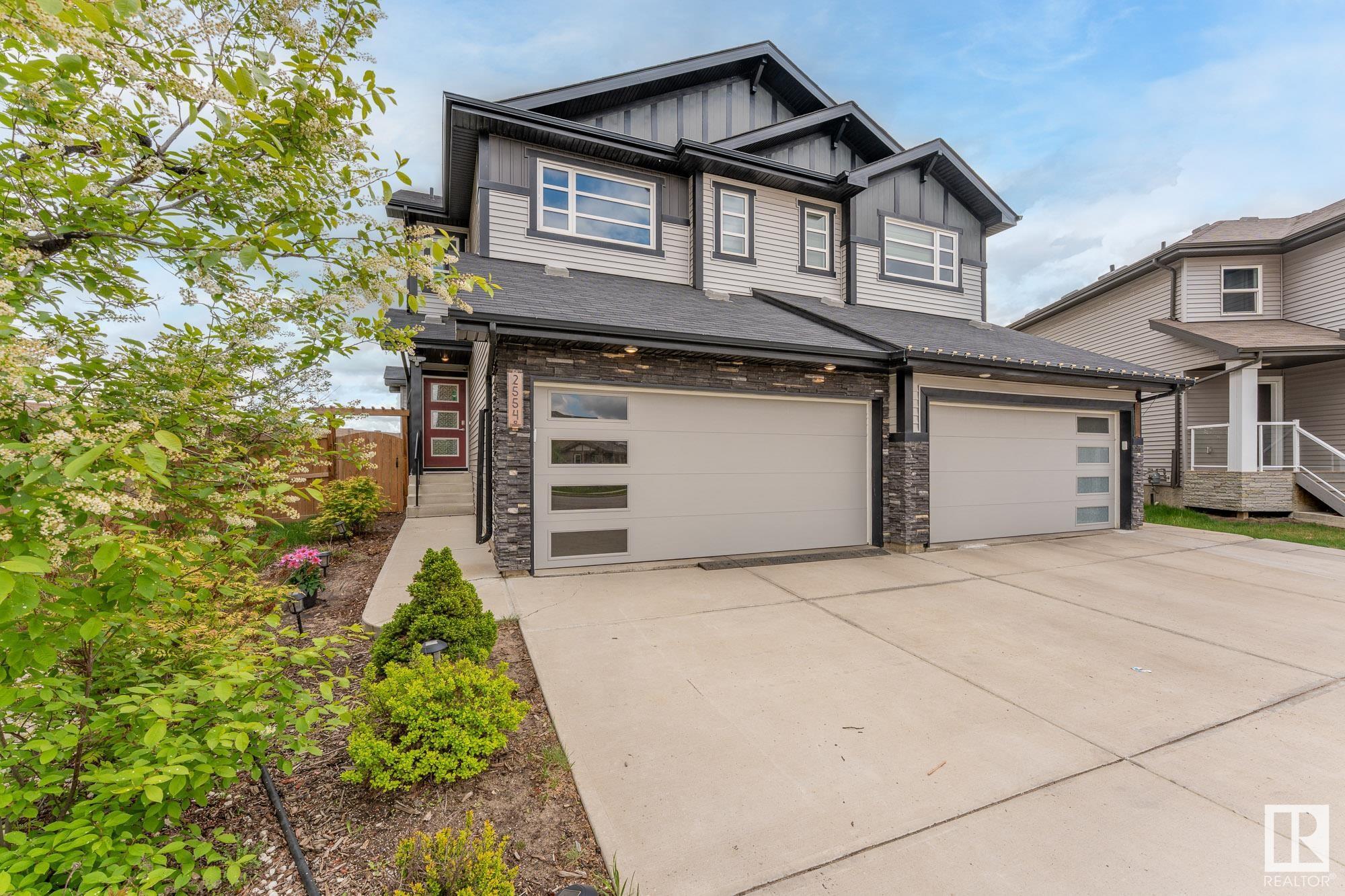 2554 Casey Way, Edmonton