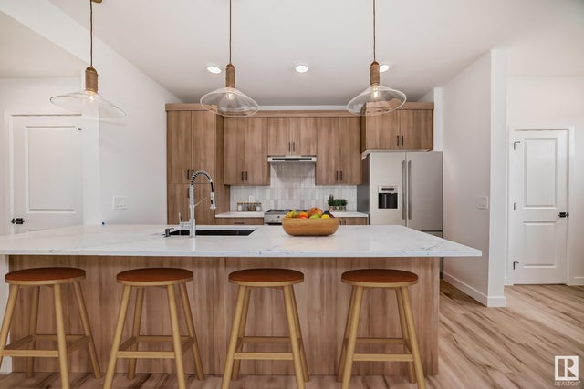 1340 Keswick Drive, Edmonton