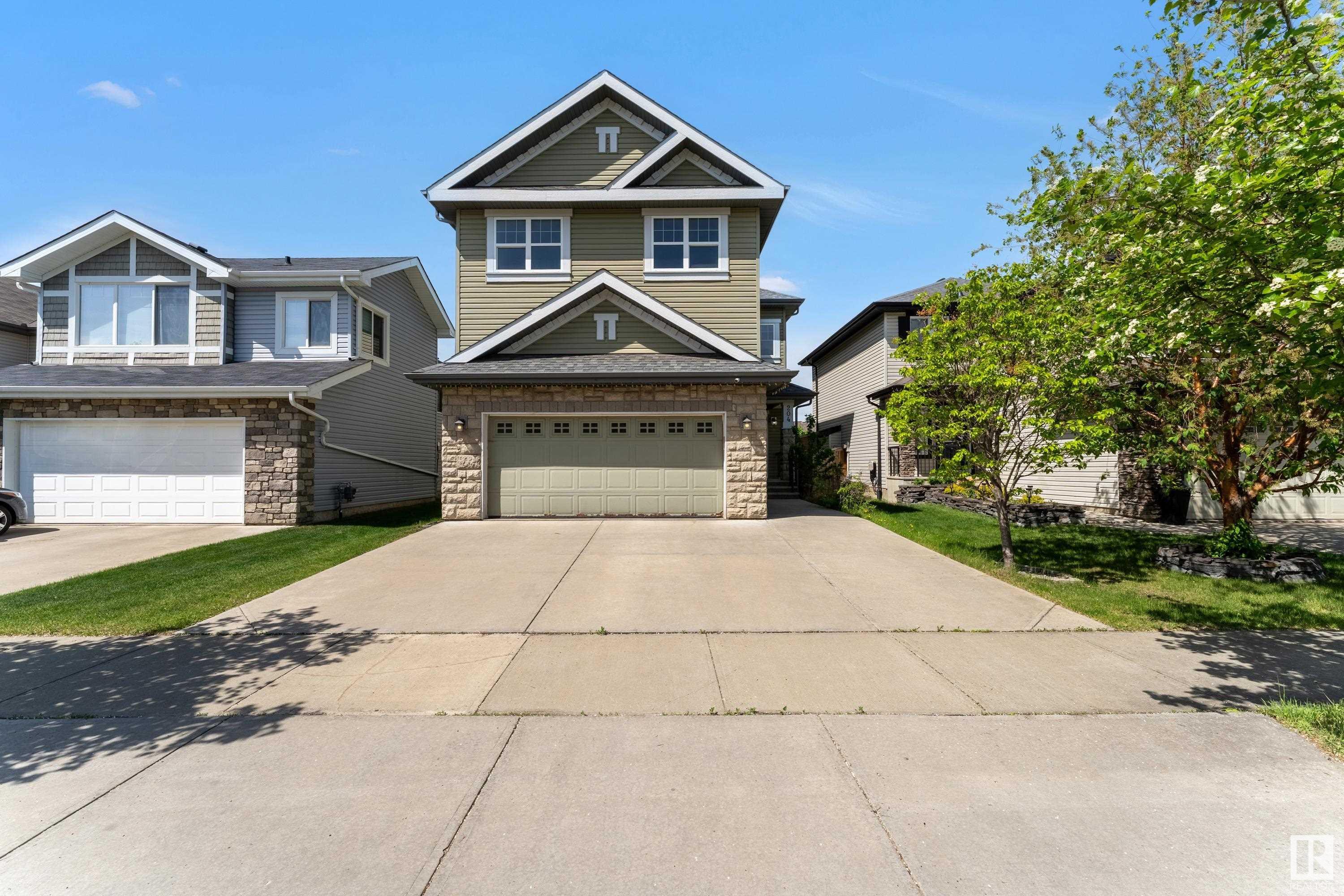 204 55 St, Edmonton
