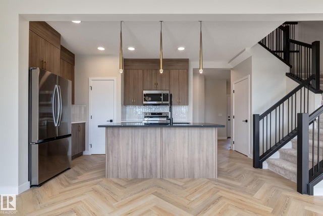 31 Chartres Close, St. Albert