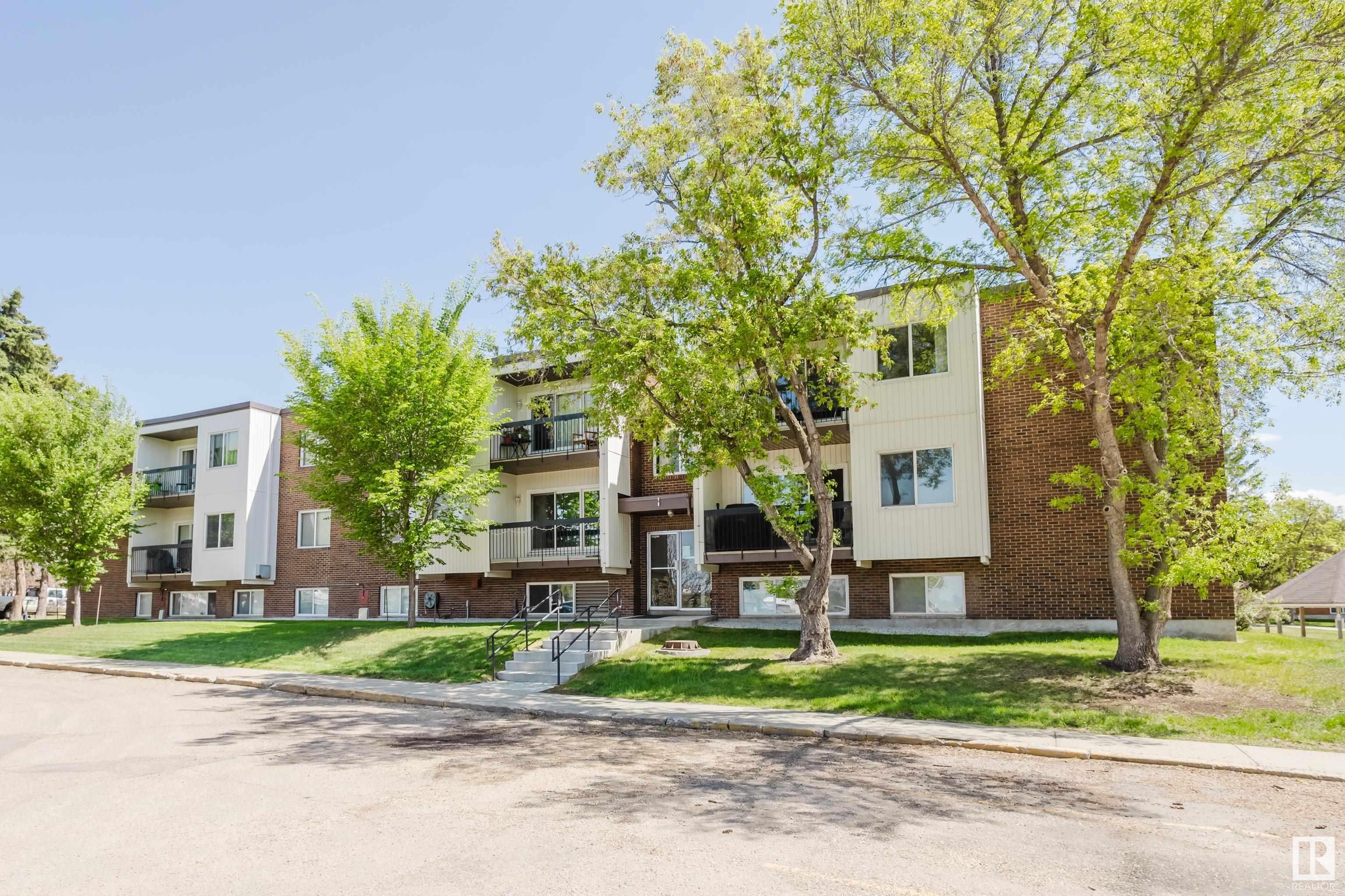105 11455 41 Avenue, Edmonton