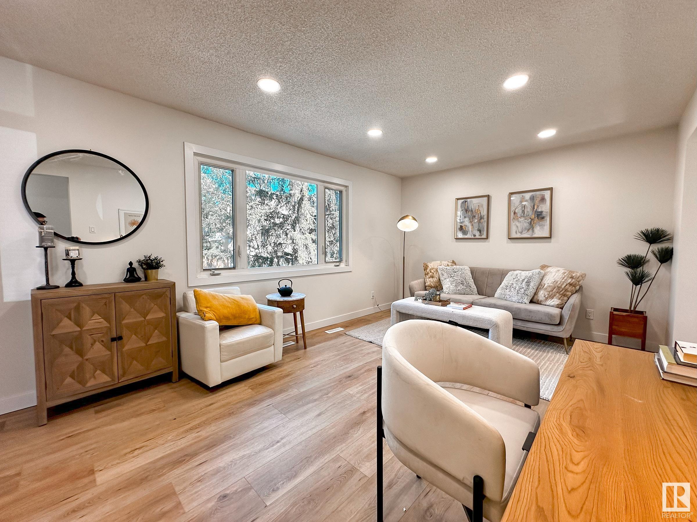 6j Callingwood Court, Edmonton