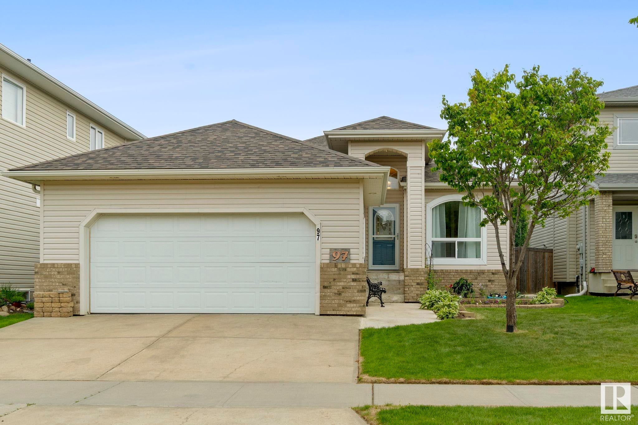 97 Lakewood Boulevard, Beaumont