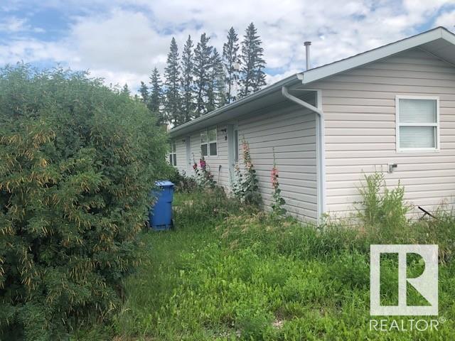 28 320 7 Avenue, Three Hills
