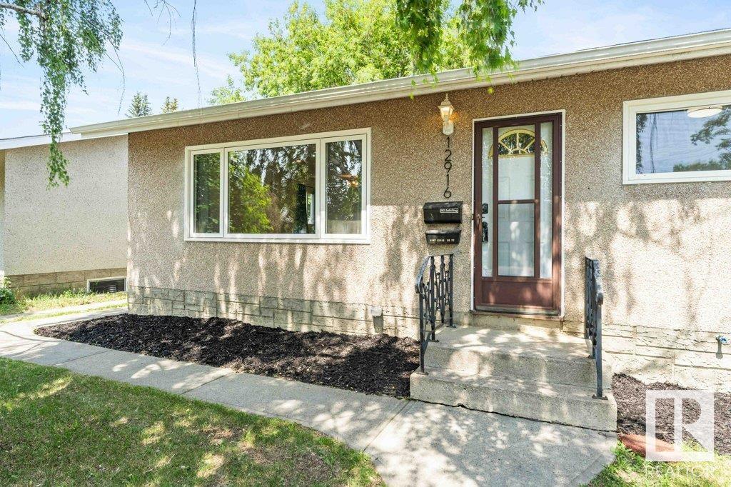 12916 136 Avenue, Edmonton