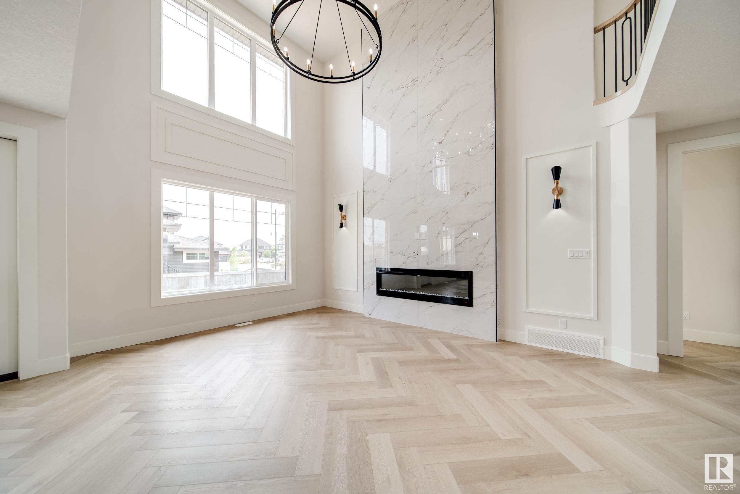 4004 Ginsburg Crescent, Edmonton
