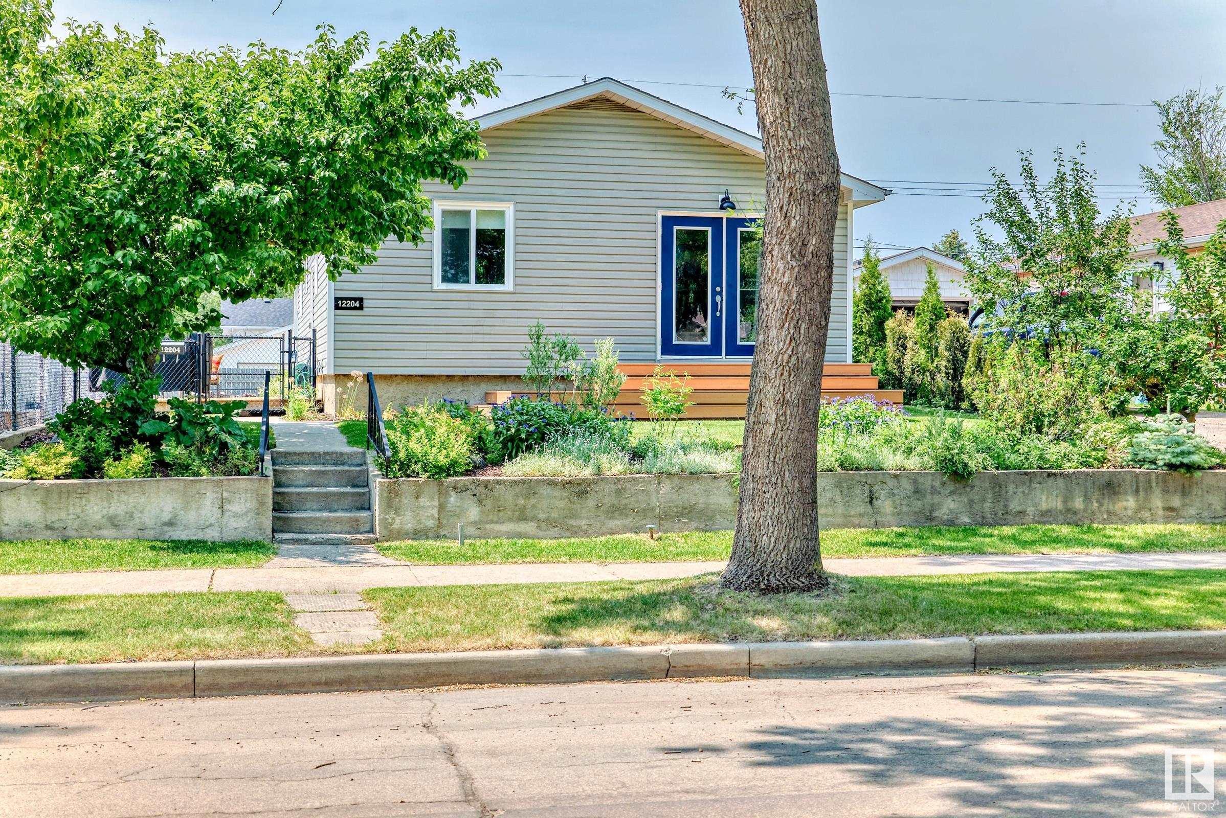 12204 43 Street, Edmonton