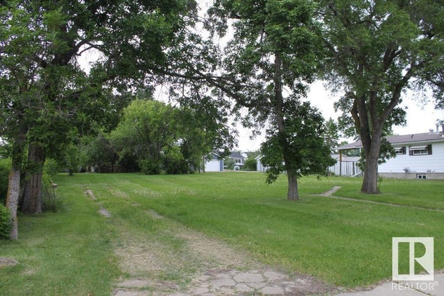 4820 54 Avenue, Tofield