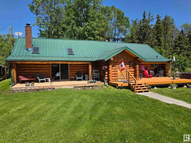 312 Lakeshore Dr, Rural Wetaskiwin County