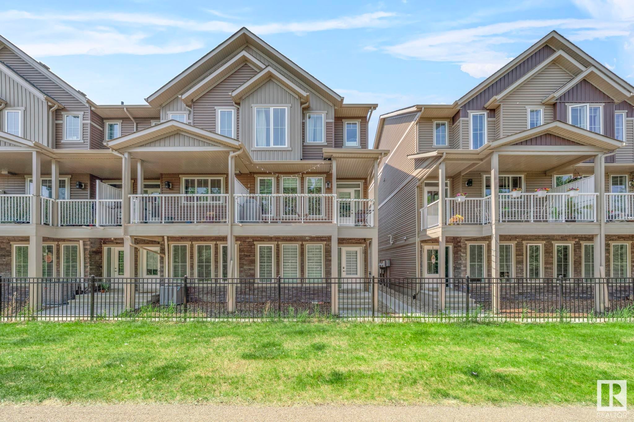 10 1051 Graydon Hill Boulevard, Edmonton