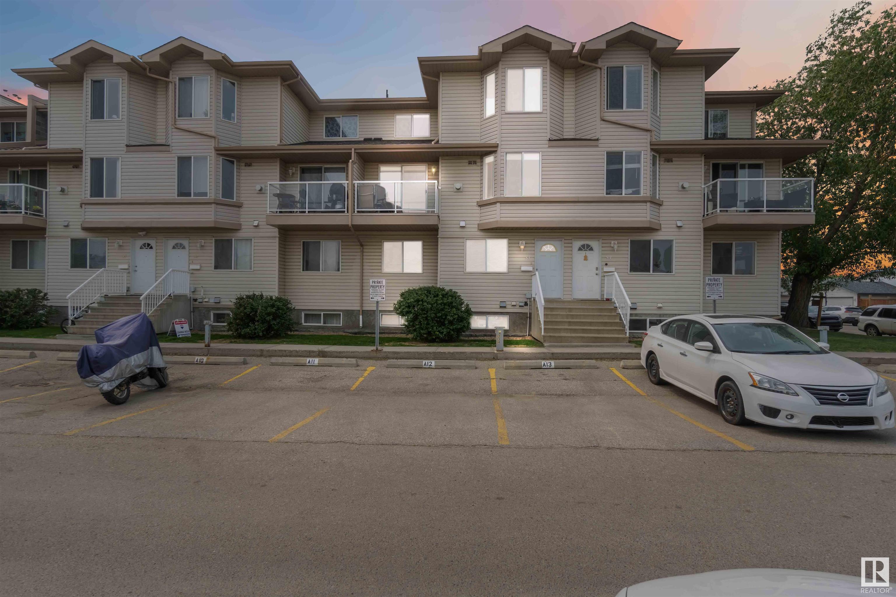53 2505 42 Street, Edmonton