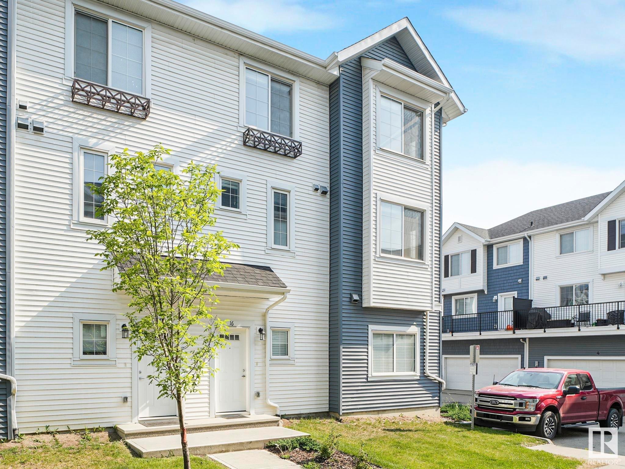 16 735 Allard Boulevard, Edmonton