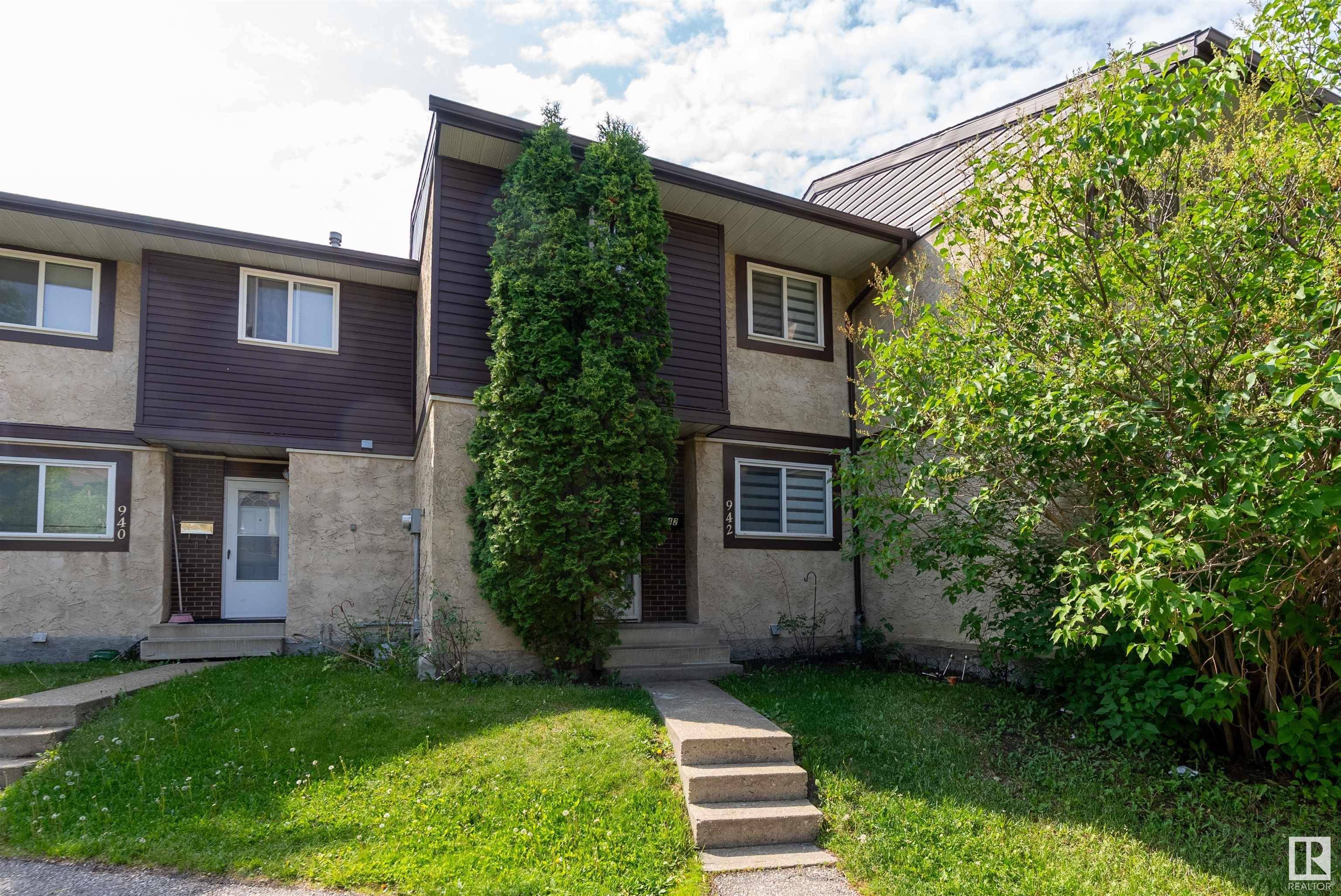 942 Lakewood Road, Edmonton