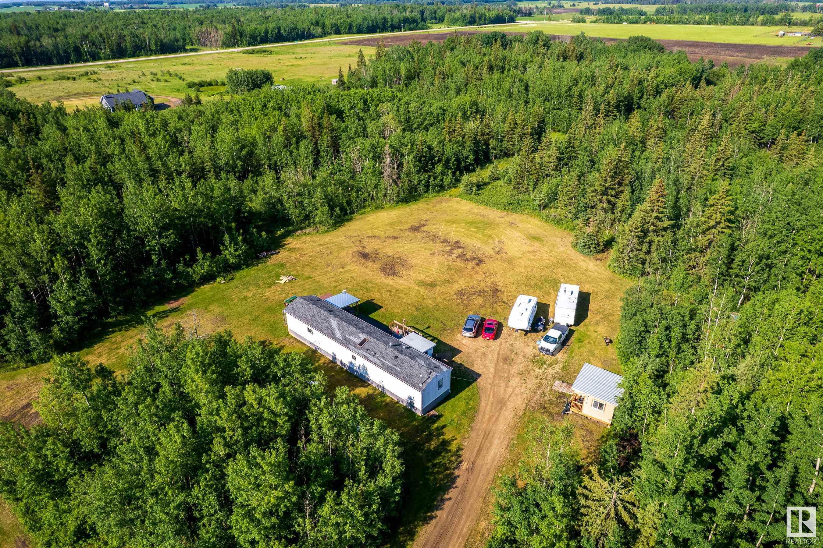 56008 Rge Road 20a, Rural Lac Ste. Anne County