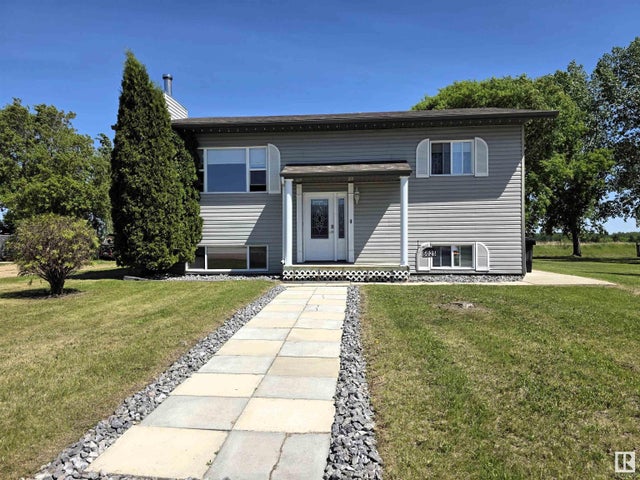 5025 49 Street, Fort Kent