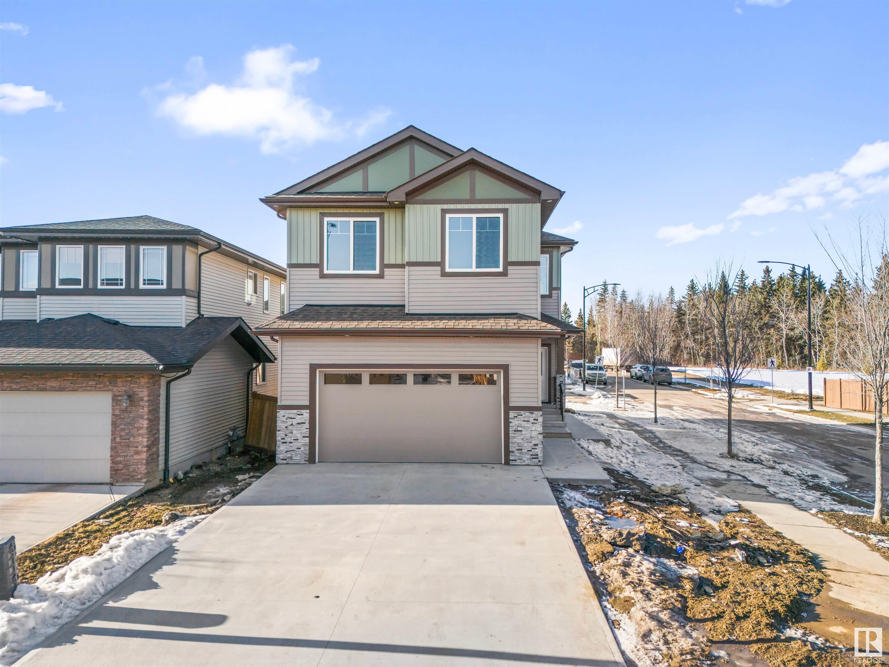 204 Cavanagh Common, Edmonton