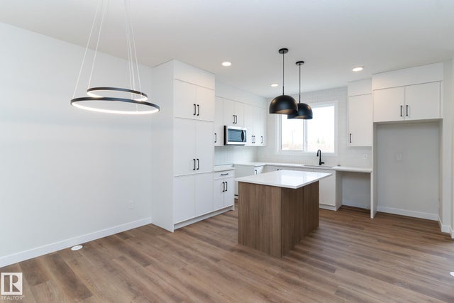 3319 Roy Brown Way, Edmonton