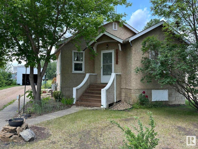 5016 50 Street, Smoky Lake Town