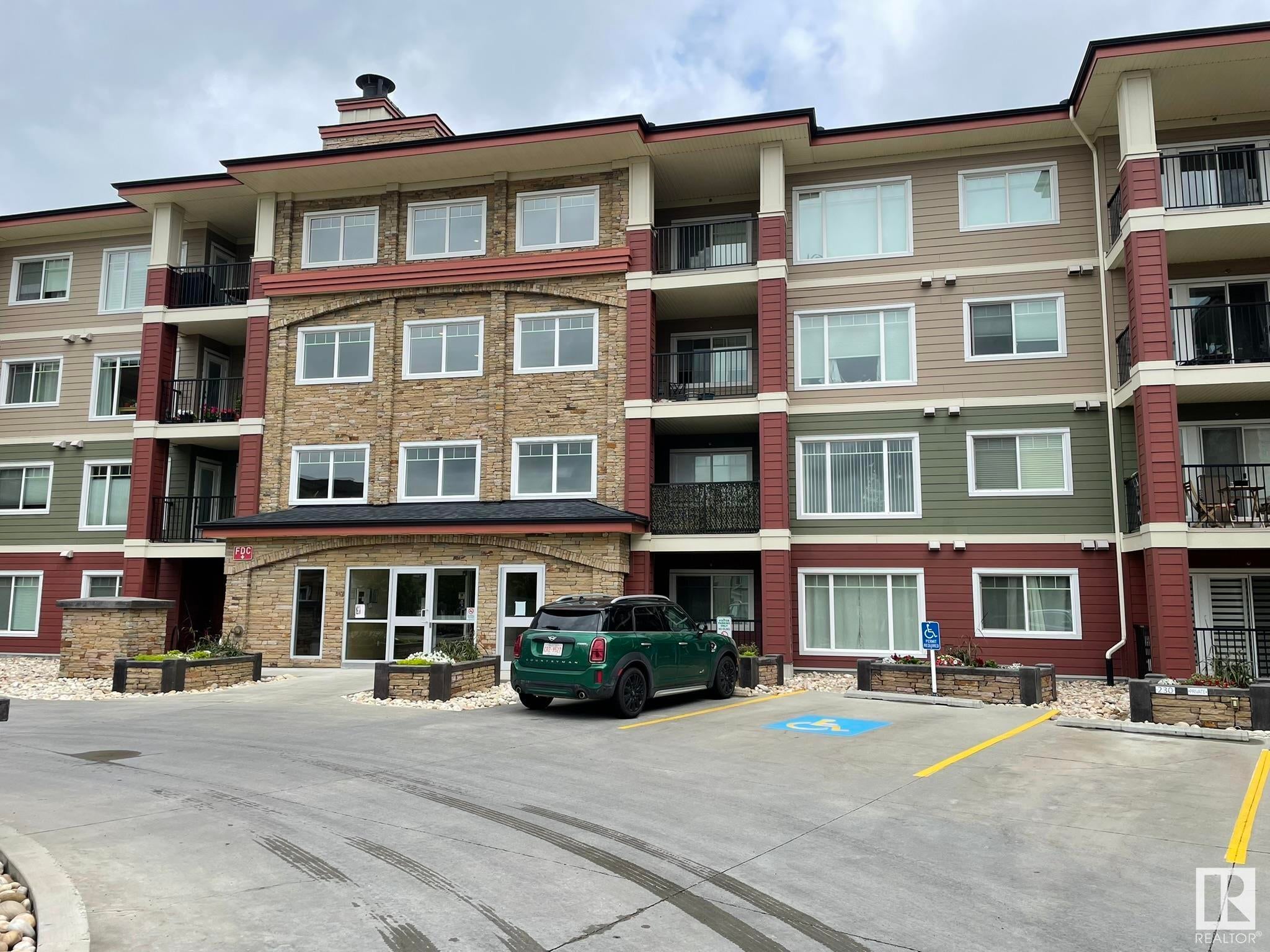 Edmonton Home for Sale: Condo / Townhouse Listing in South Terwillegar