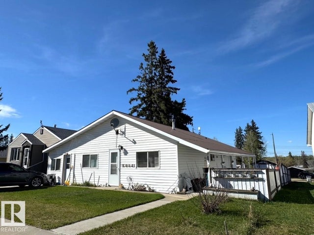 5012 48 Avenue, Evansburg