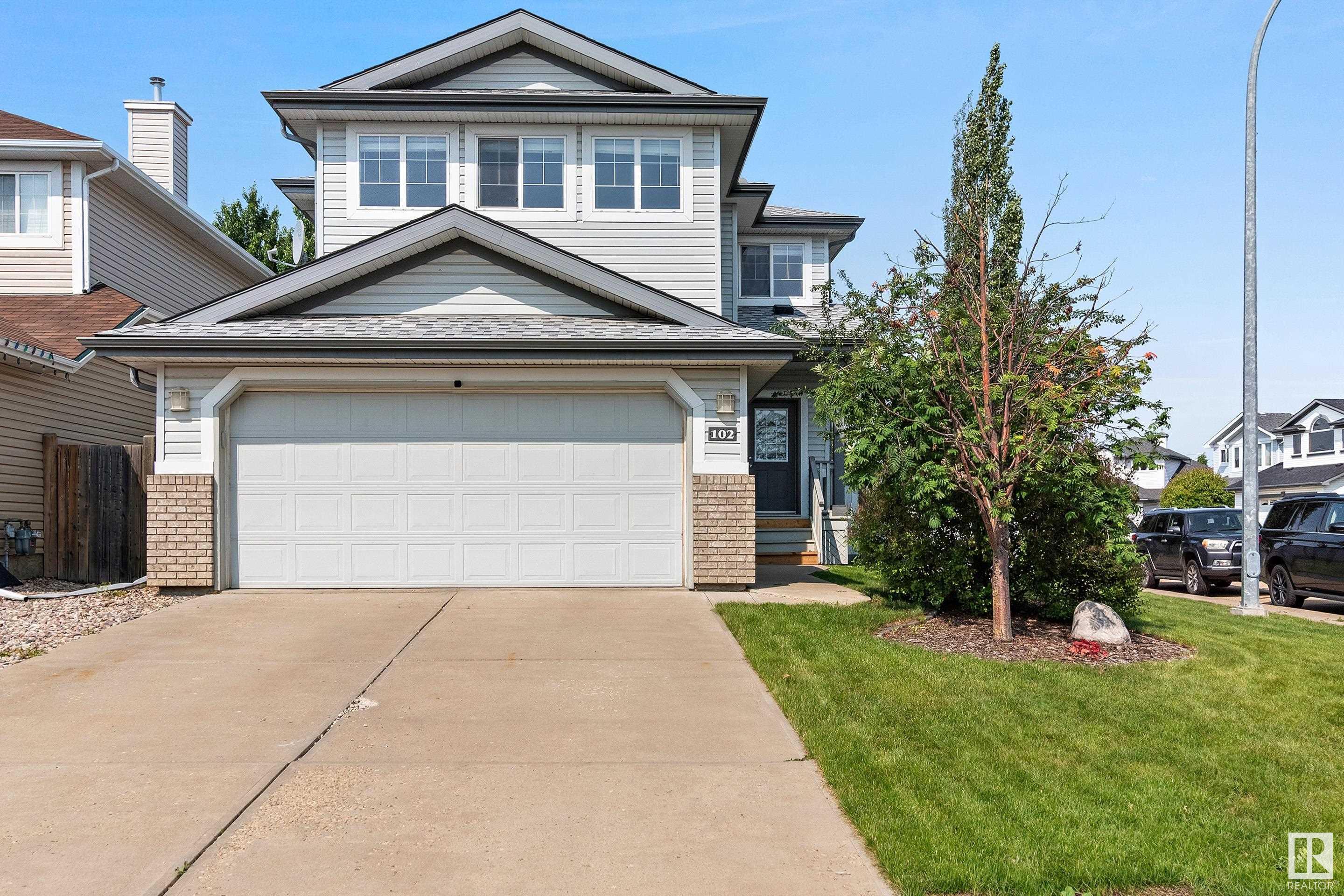 102 Sunflower Lane, Sherwood Park