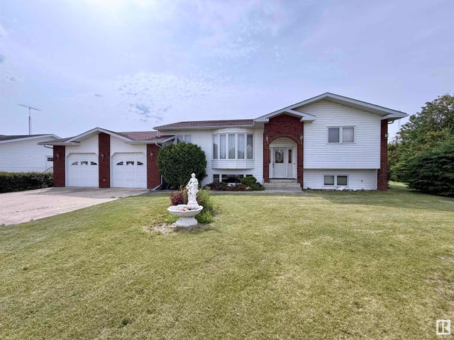 3711 Railway Avenue, Mallaig