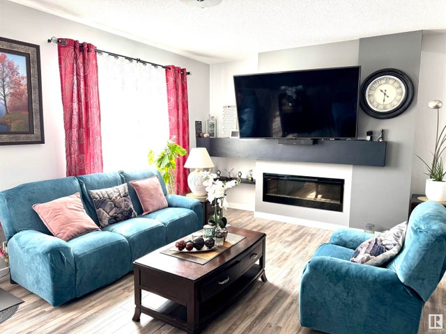 8 14715 125 Street Nw, Edmonton