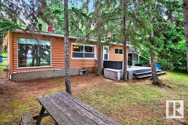 287 Lakeshore Drive, Rural Lac Ste. Anne County