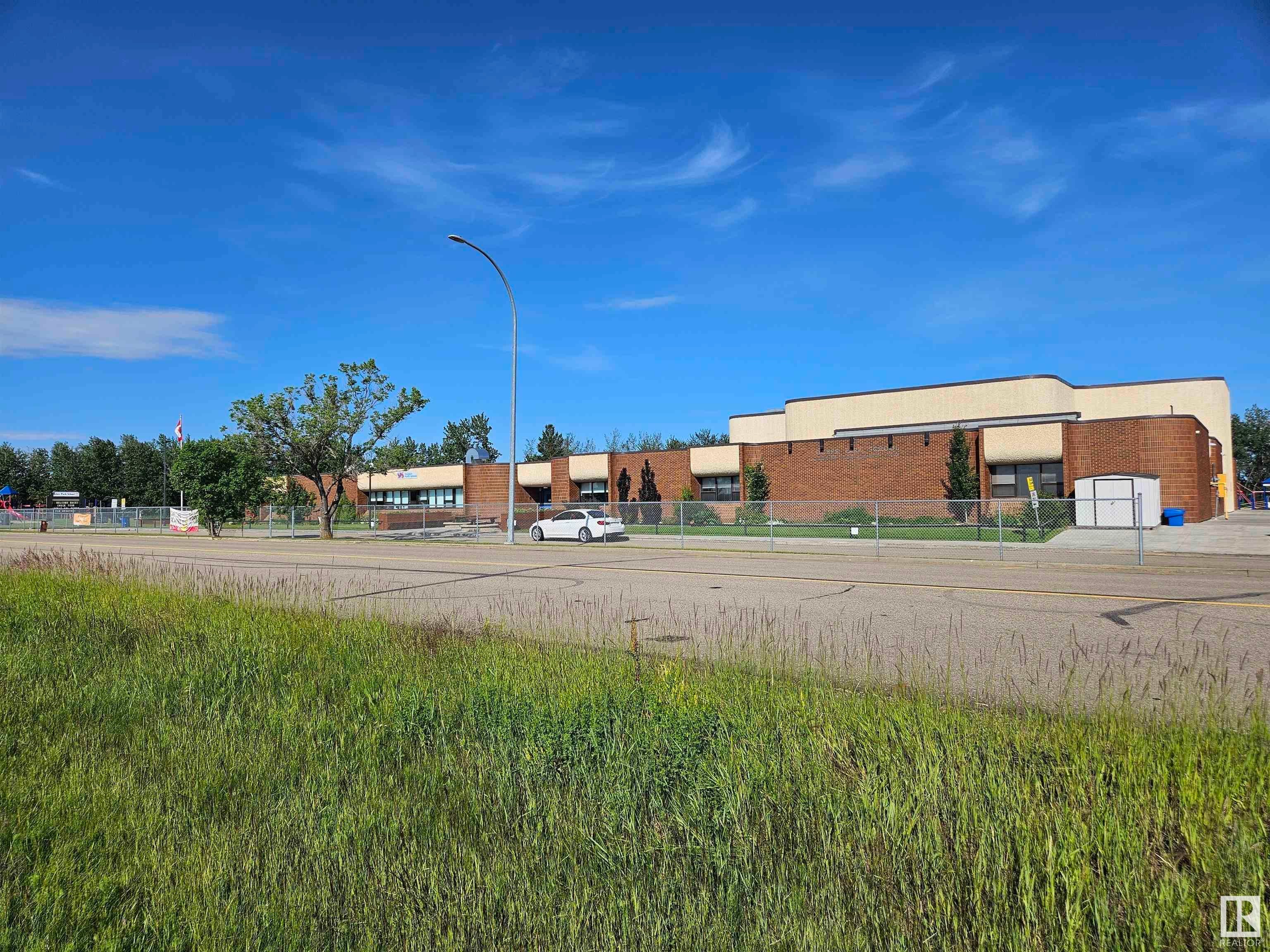 4932 54 Avenue, Redwater