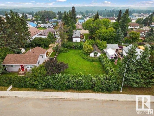 4816 46 Ave, Evansburg