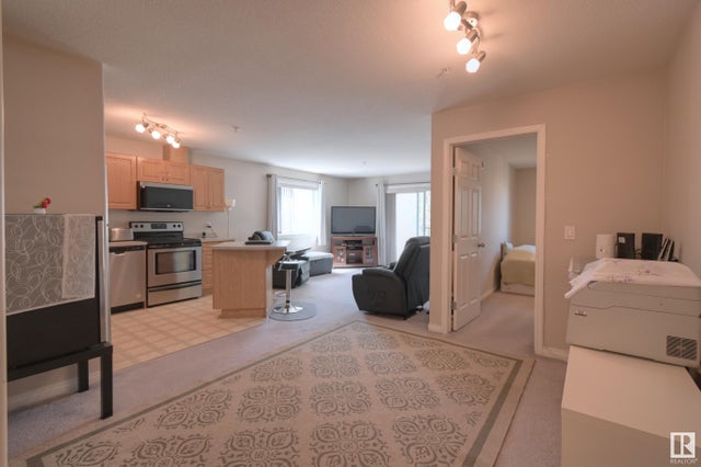 204 9945 167 Street Nw, Edmonton
