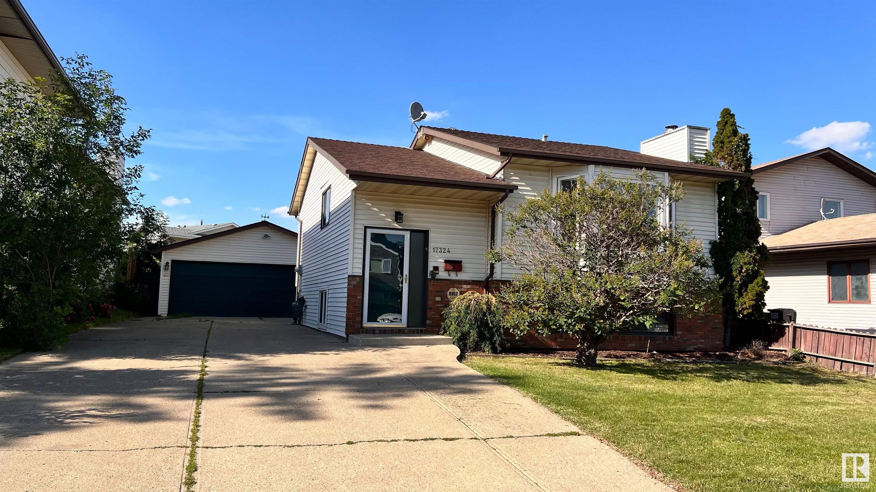 17324 92 Avenue, Edmonton