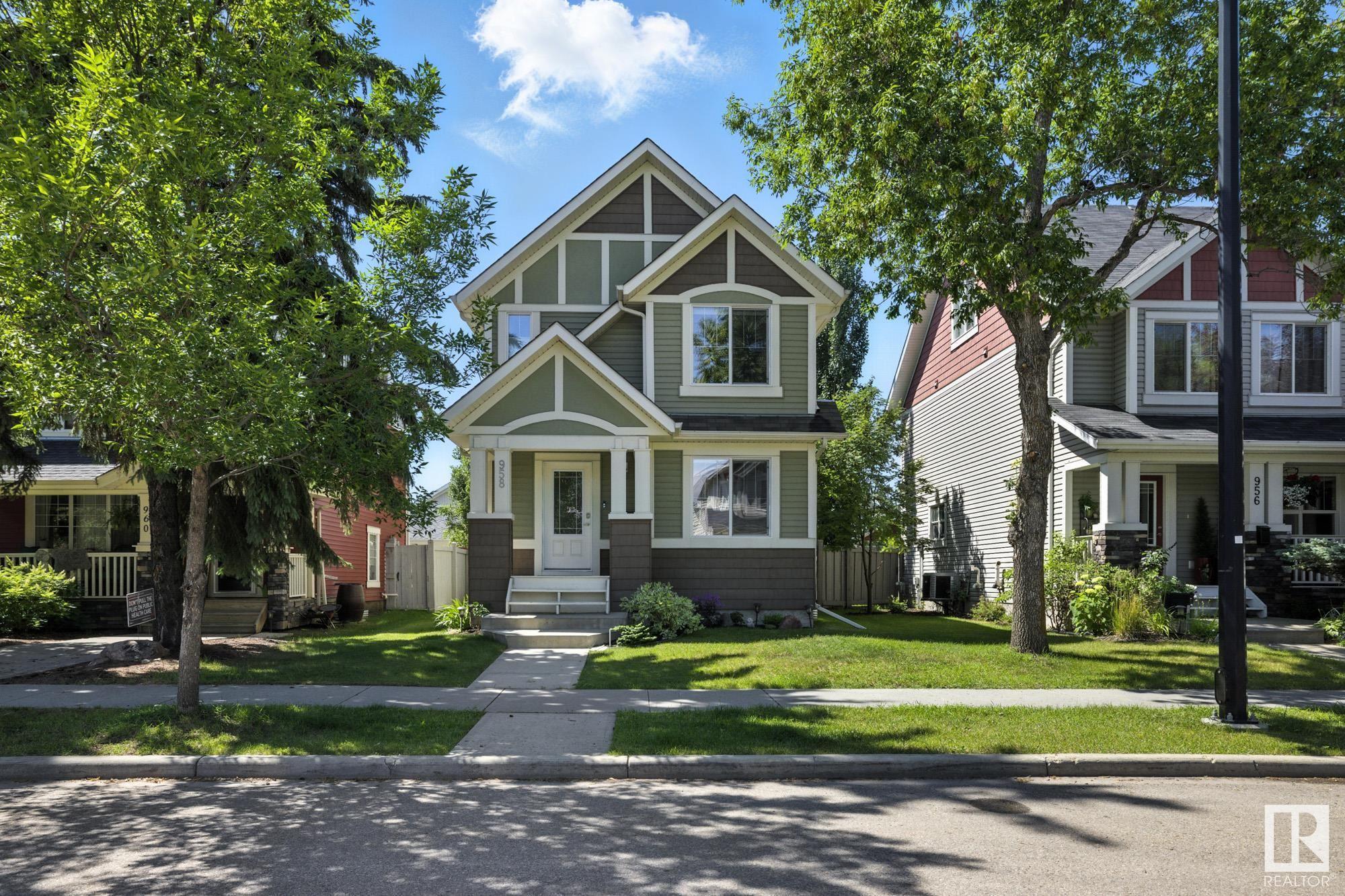 958 Valour Way, Edmonton